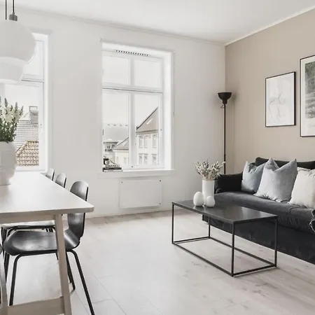 Supercentral Apartment
